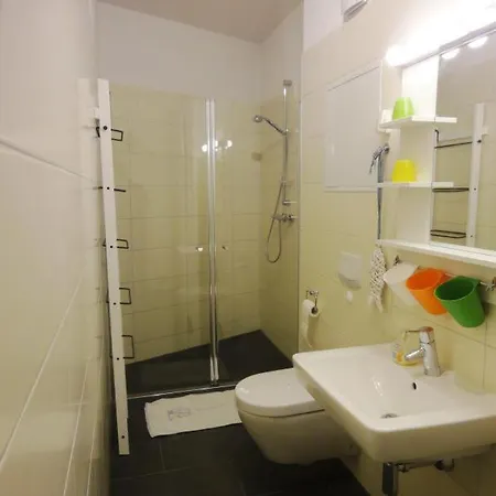 Apartment Bernstein 17