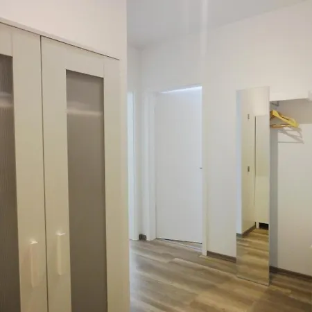 Apartment Bernstein 17