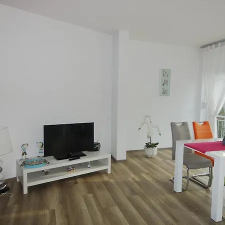 Apartment Bernstein 17